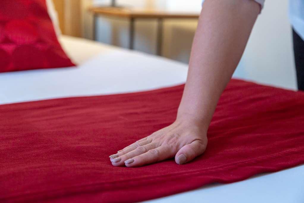 Saint-laurent, The Originals Relais 3*
